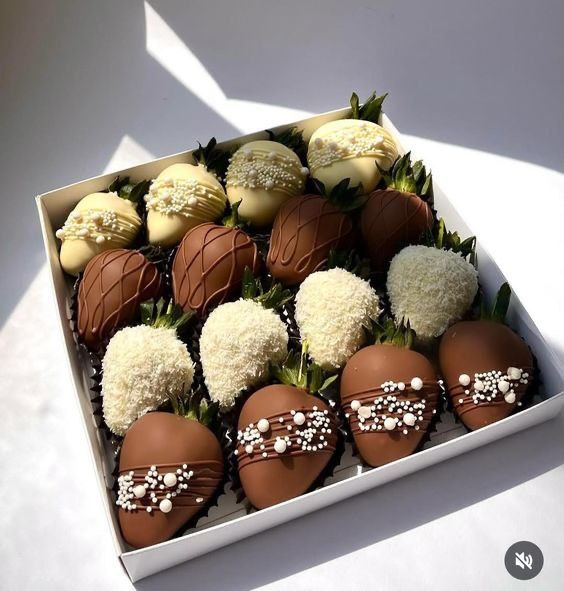 Клубника в шоколаде Алматы