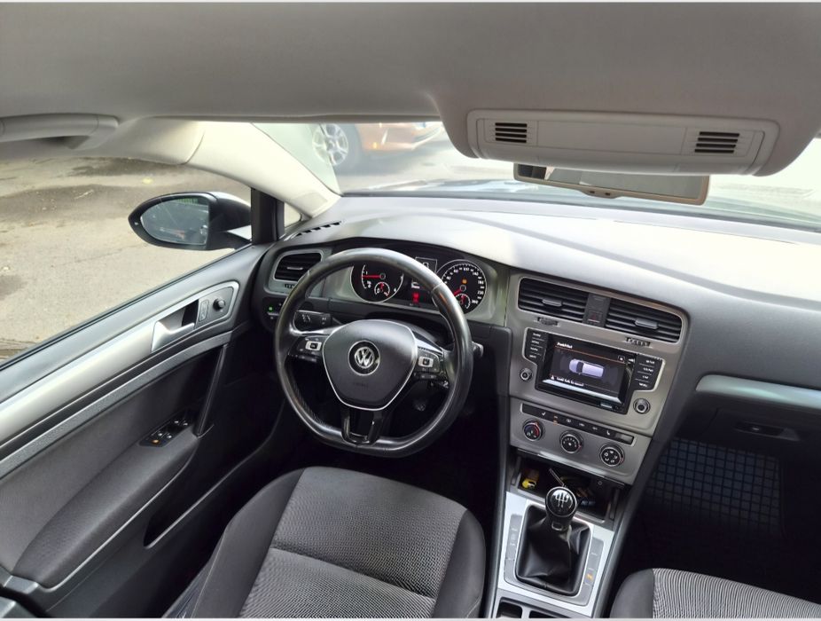 AN 2014 _ Golf 7  _ BIXENON _ zona Băneasa