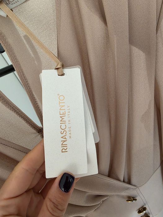 Продавам дамска рокля Rinascimento
