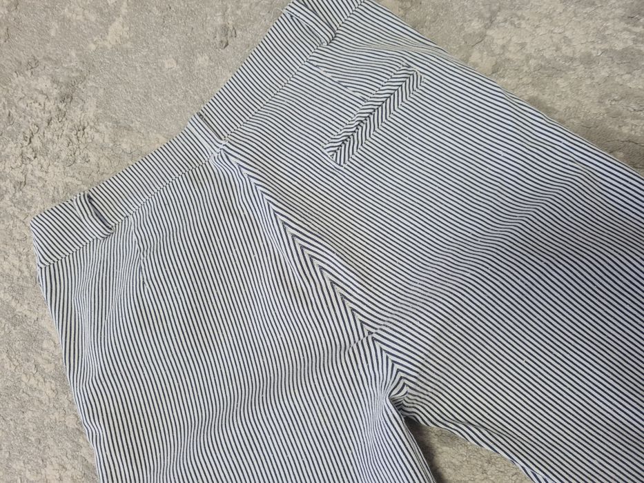 Pantaloni de vara masura M