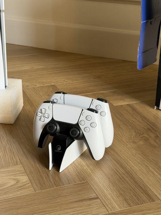 Продам PS5 Play Station на 1TB