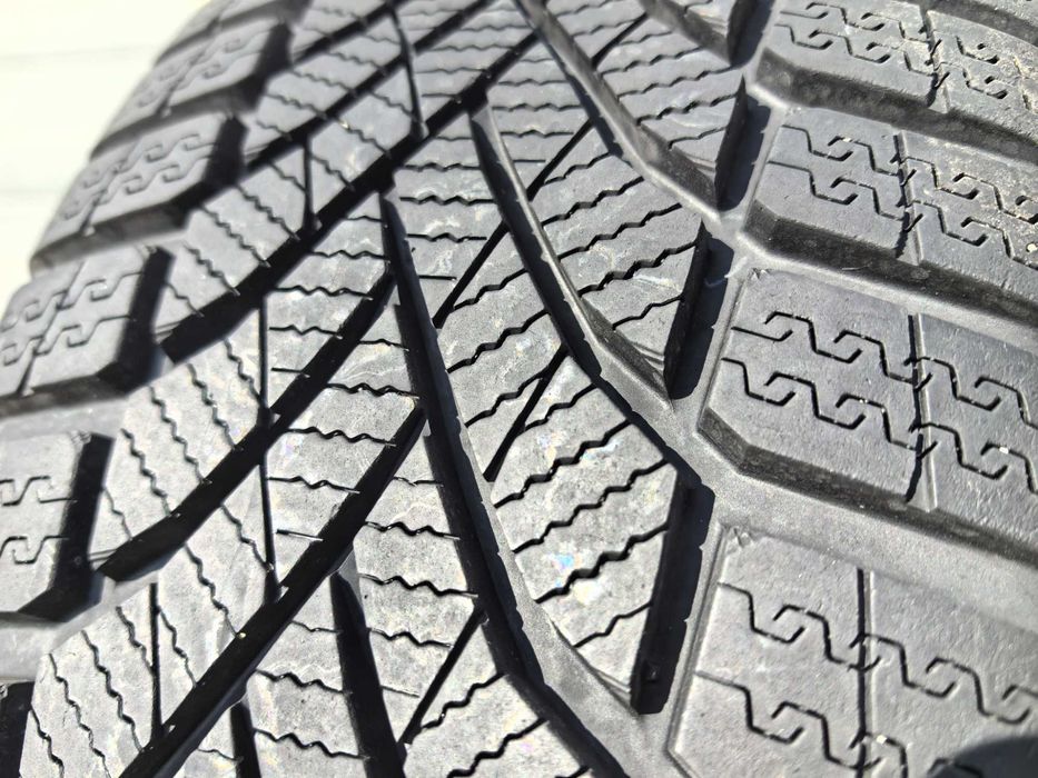 215/60/17 Фалкен ДОТ 2023 г