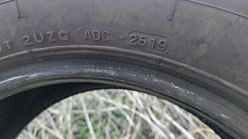 2бр гуми 195 65 15 максис