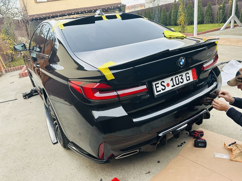 Difuzor Evacuare dubla BMw G30 G31 Bara spate M5