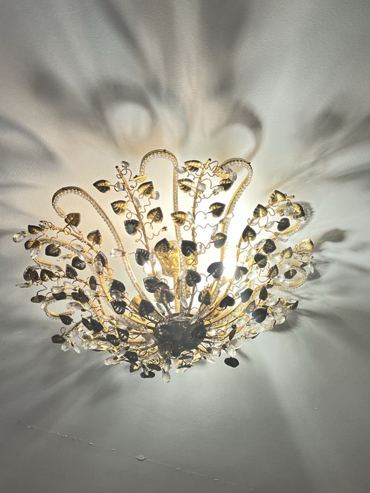 Продам Люстру. Турция