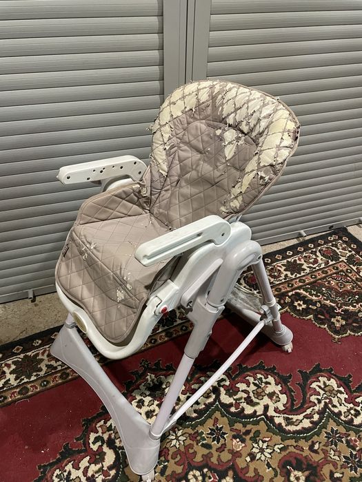 Детский стул для кормления