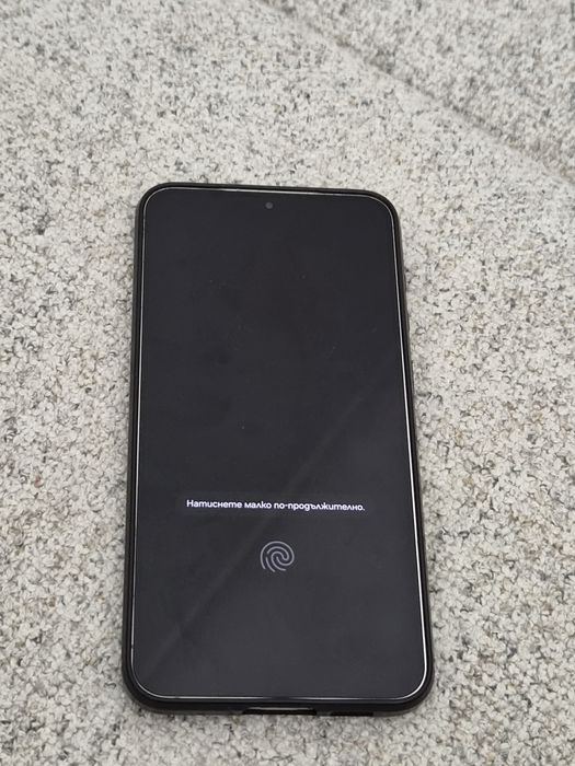 Продавам Samsung 23+