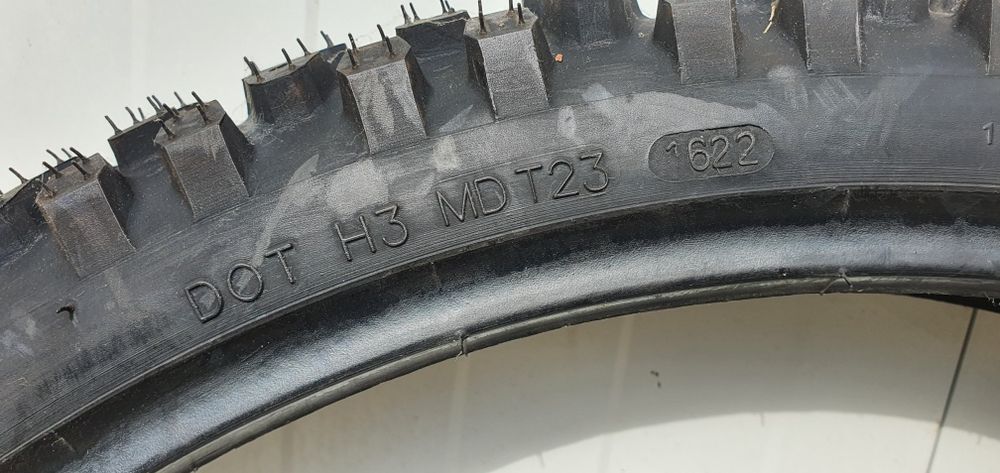 Нова мото гума Mitas MC23 Rockrider 80/90 R21