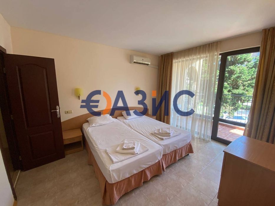 Продава се Тристаен апартамент в к.к. Слънчев бряг - 87 кв.м за 680 €/кв.м - Снимка #5