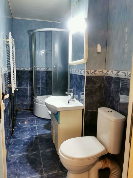 De inchiriat apartament cu 2 camere la parter zona garii