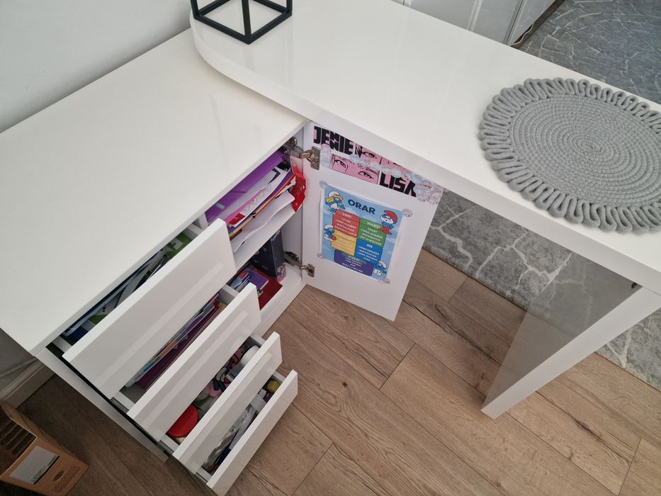 Birou alb extensibil