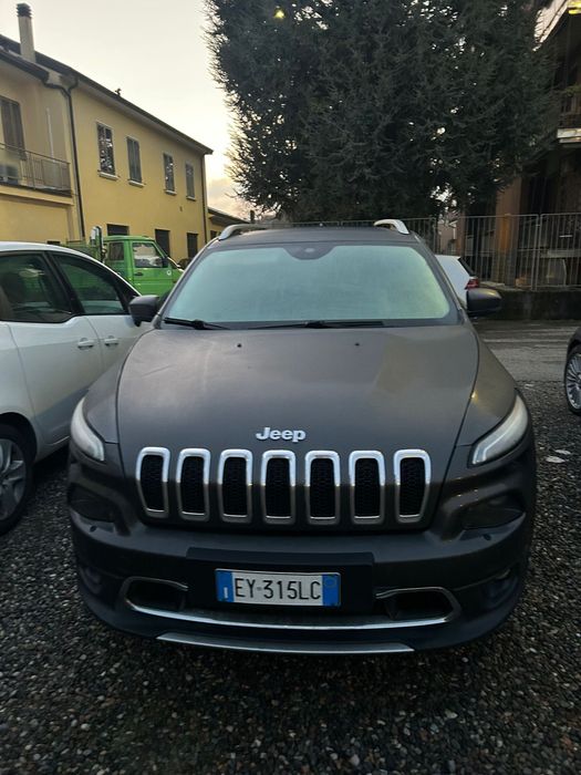 Jeep Cherokee 2.0 4x4 automat