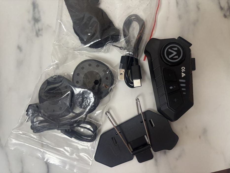 Cască moto/intercom Bluetooth V10 V12– Wireless, IPX6 Waterproof, Noise Reduction