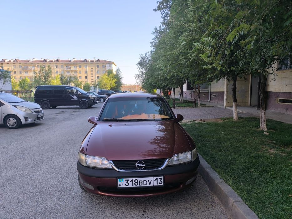 Продаётся машина