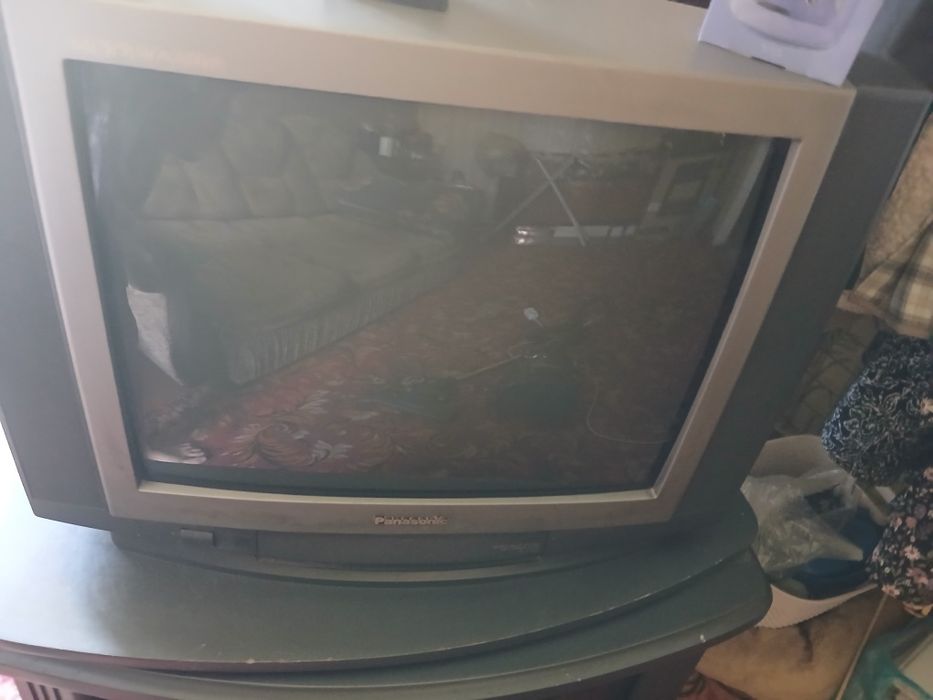 Продам телевизор.