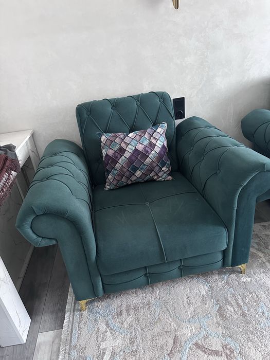 Диван Кресло в Отличном состаяние! Зеленый цвет.