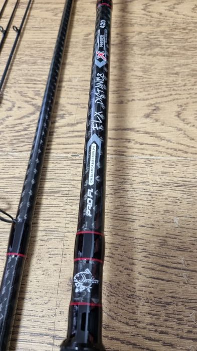 Feeder FL FLX DISTANCE 4.20m 60-180g + Mulineta PRO FL Strategist 7000