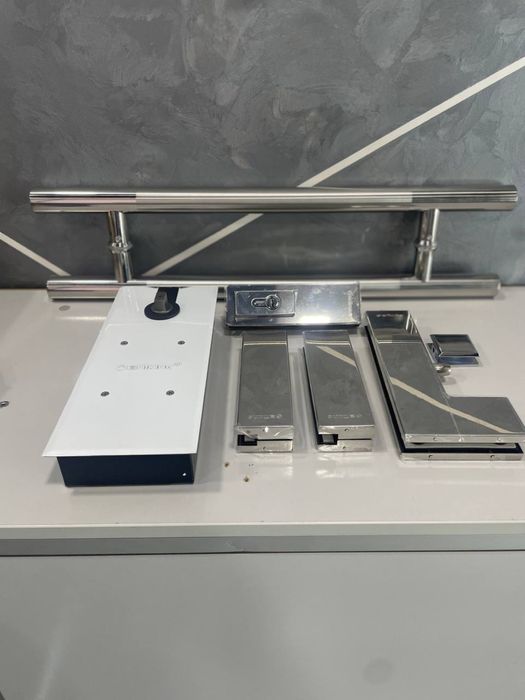 Доводчики, Замки, Аксессуары