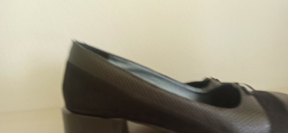 Намаление!!! Обувки Adi shoes номер 38