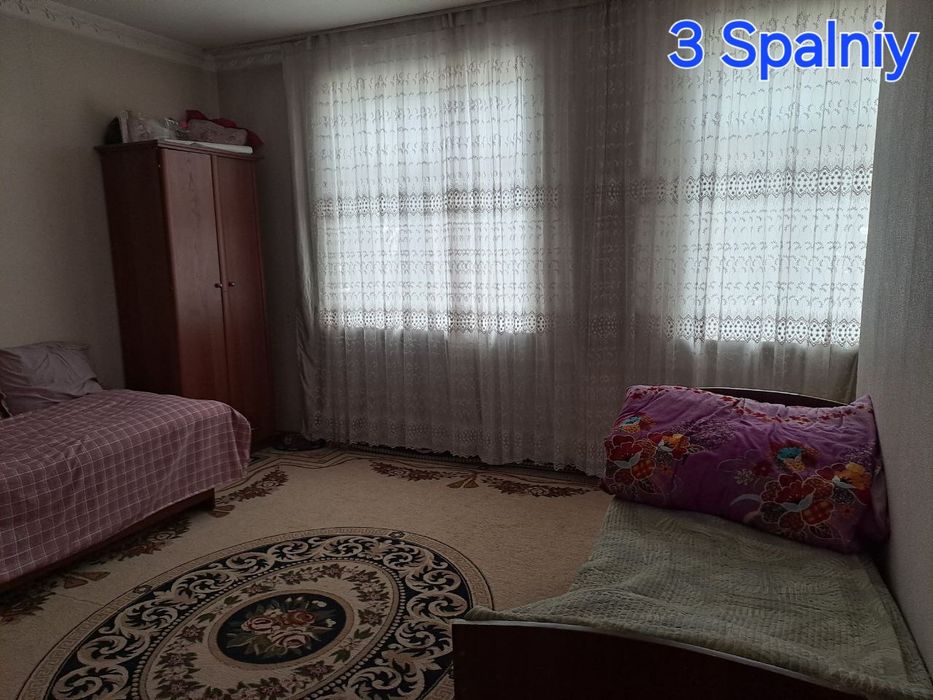 Uy sotiladi 3.1 sotixga 2 etajli hovli СРОЧНО narxi kelishiladi