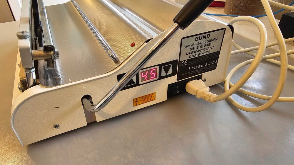 Aparat sigilat pungi autoclav HAWO HD 270 MS