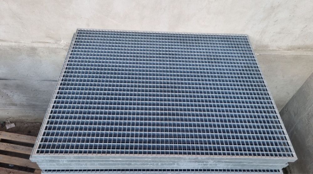 trepte zincate pe dimensiuni