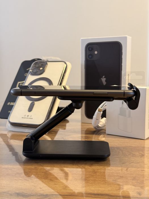 IPhone 11 de 128GB ca NOU cu 100% Sănătate Baterie / Folie Husă și Încărcător 35w nou