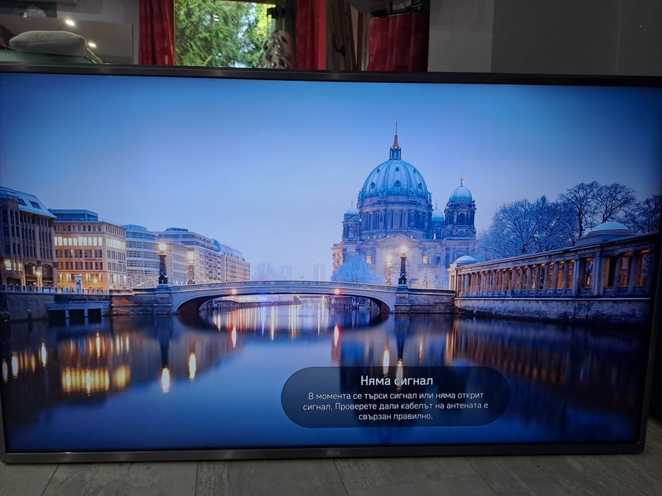 Телевизор LG 43UJ670V