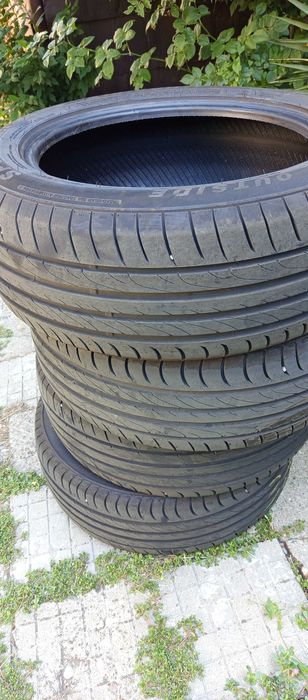 Продавам гуми 215 55 17