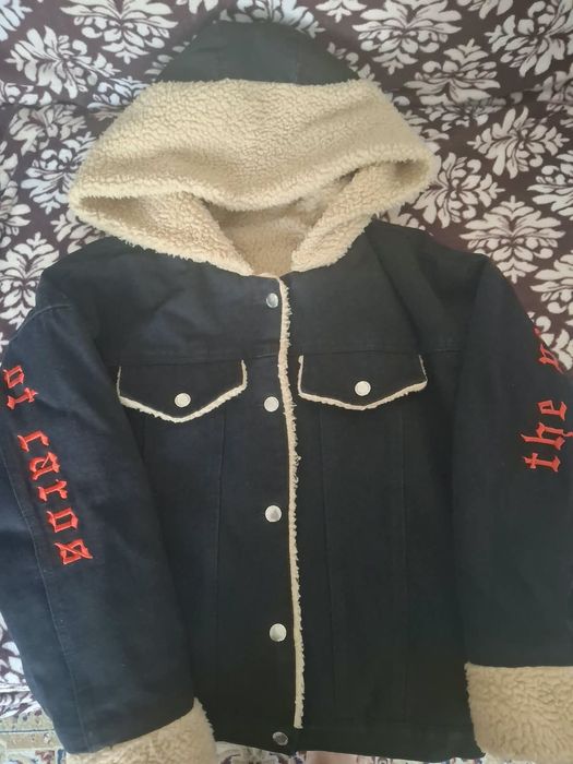 Продам куртка демизонную