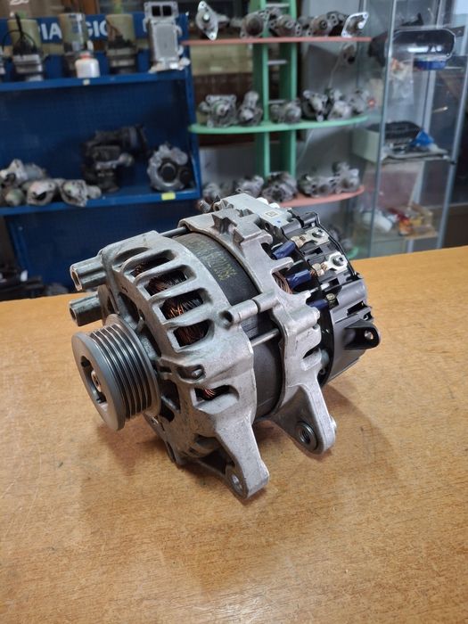 Alternator Fiat Panda(319) Fiat 500(322) 1.0i Hybrid  2015-