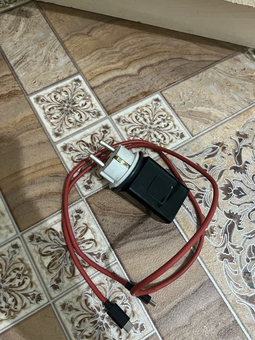 Продается игровой телефон REDMAGIC 7