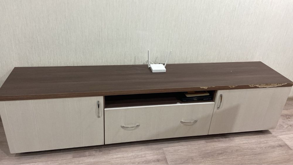 Тумба под телевизор
