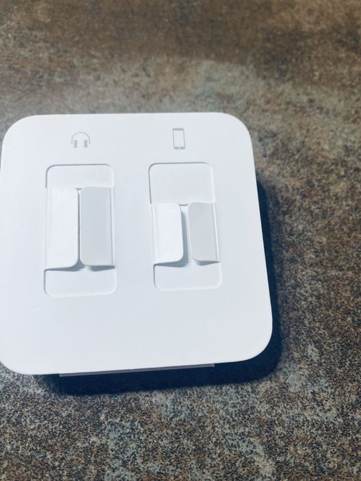 Casti originale Apple