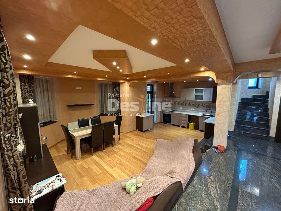 Casa cu piscina Fermelor 840mp teren  285.000€
