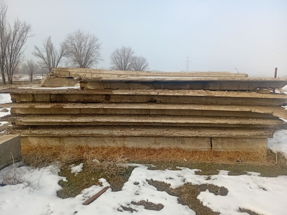 Продам плита перекрытия 12 шт