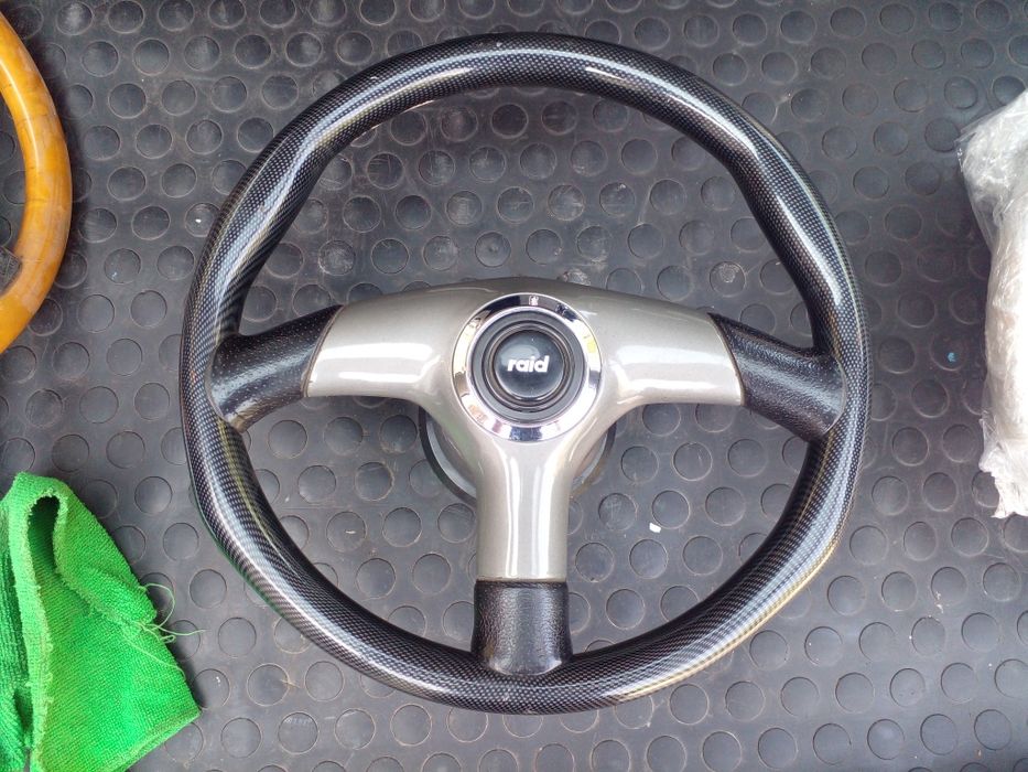 Привозной руль Raid мерседес 124