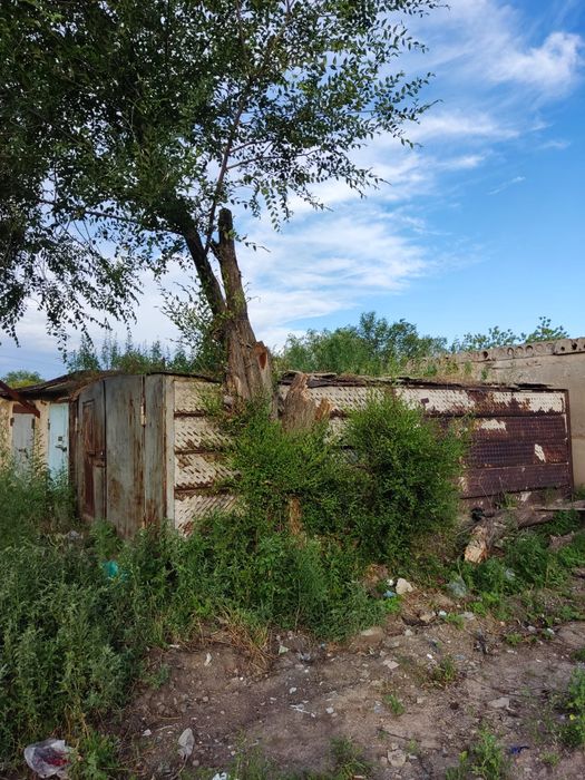 Продам гараж в районе оптики