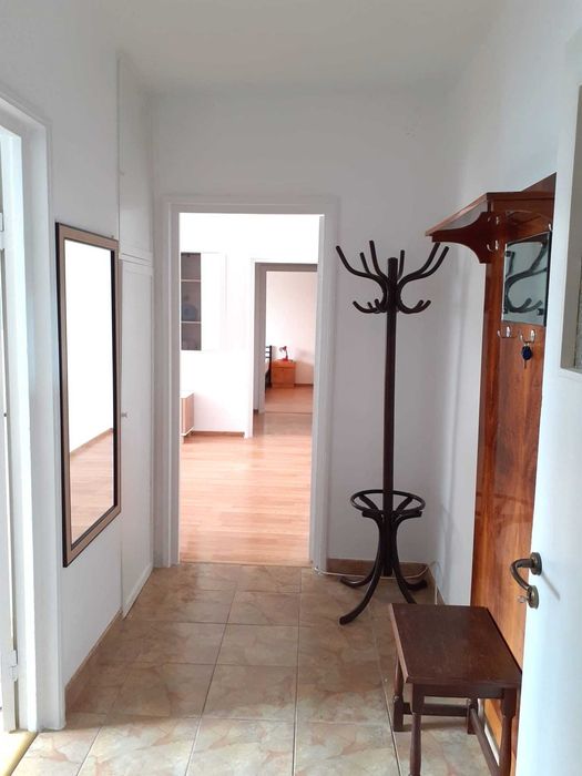 Inchiriez apartament 3 Camere, Hipodrom