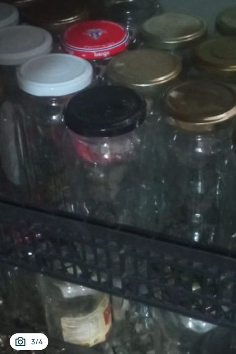 Буркани с  капачки на винт