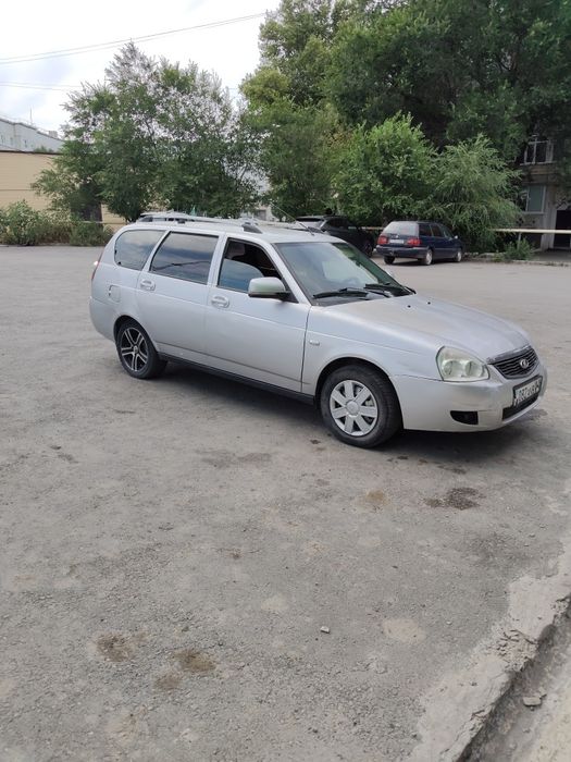 Продам лада приора универсал