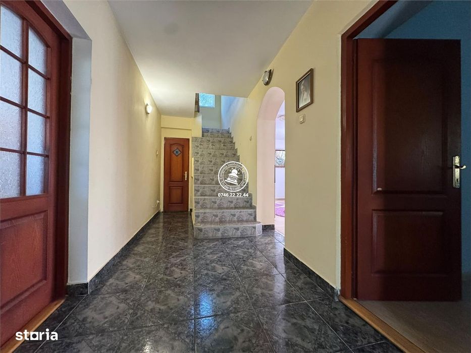 Vila  de vanzare  Valea Lupului,-Popas Pacurari
