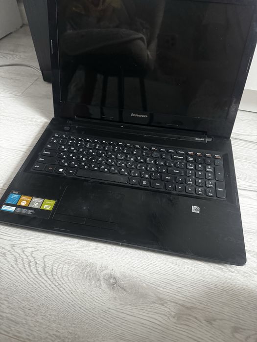 Lenovo G-50-30.