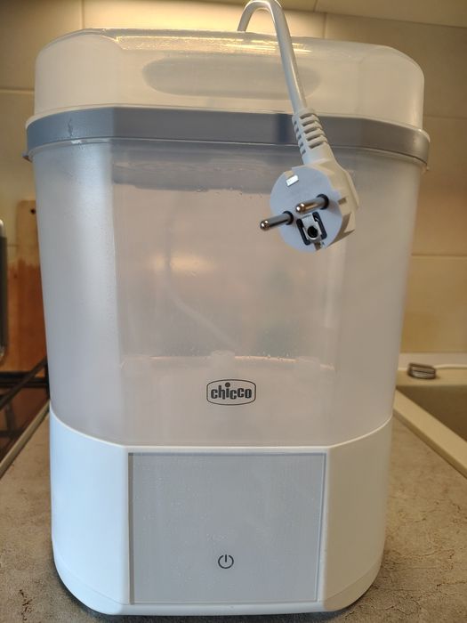 Sterilizator biberoane, electric, digital, cu uscare Chicco