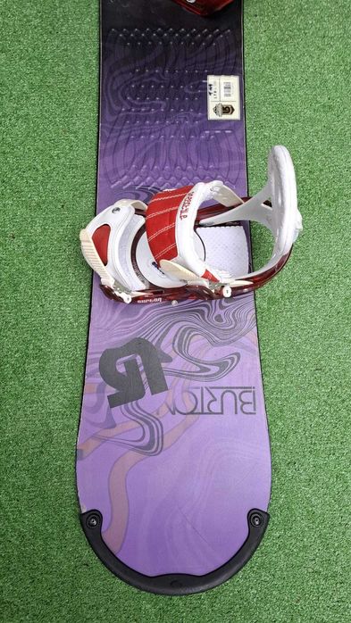 Placa snowboard Burton 138 cm cu legaturi Burton