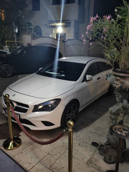 Mercedes  Benz CLA 220 automat