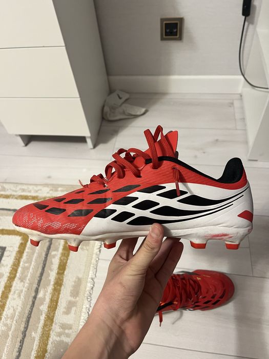 Бутсы адидас предатор академи