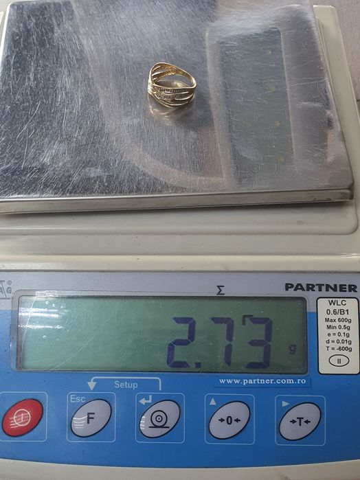 Inel din aur de 14K cu pietre semiprețioase albe – mărimea 56