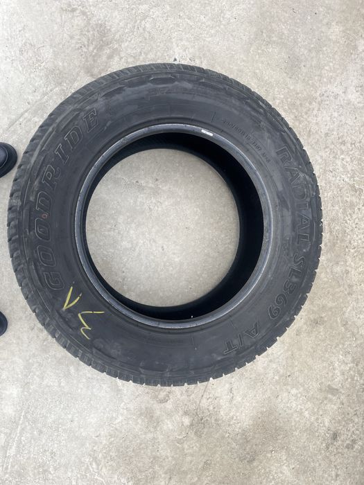 Шины комплект R18 Goodride