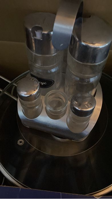 Продам набор кастрюлей